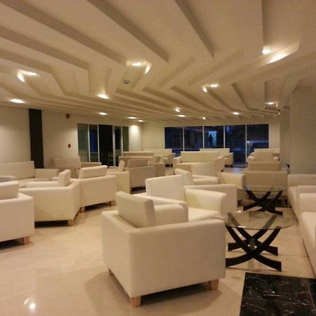 R-Con Rest Sea Hotell Pattaya Exteriör bild