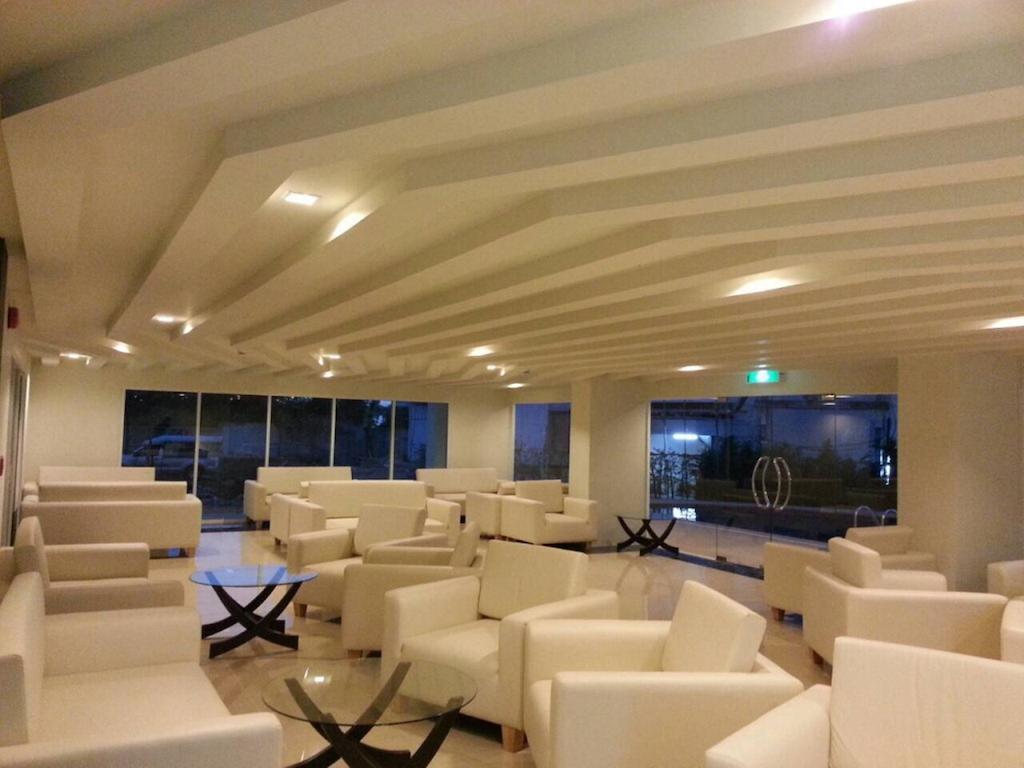 R-Con Rest Sea Hotell Pattaya Exteriör bild
