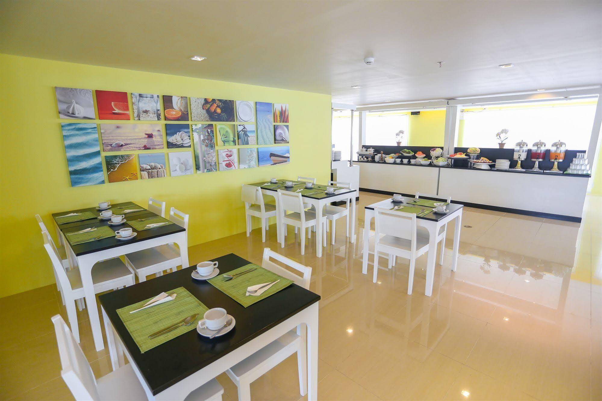 R-Con Rest Sea Hotell Pattaya Exteriör bild