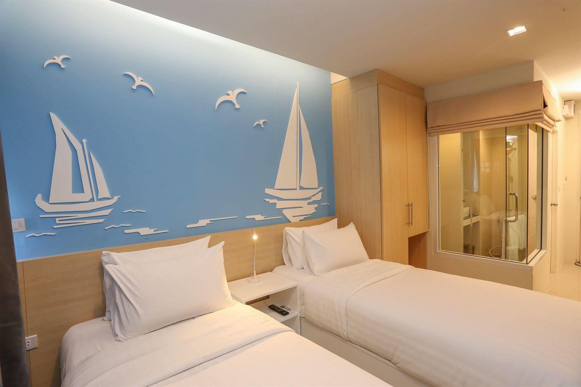 R-Con Rest Sea Hotell Pattaya Exteriör bild