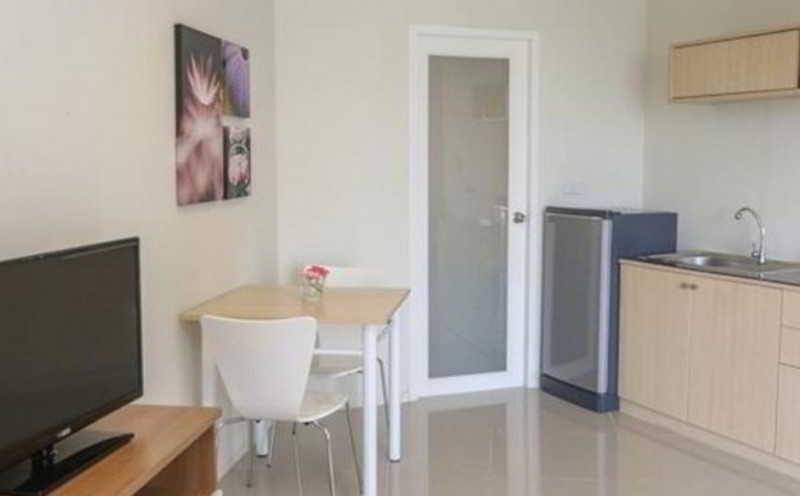 R-Con Rest Sea Hotell Pattaya Exteriör bild